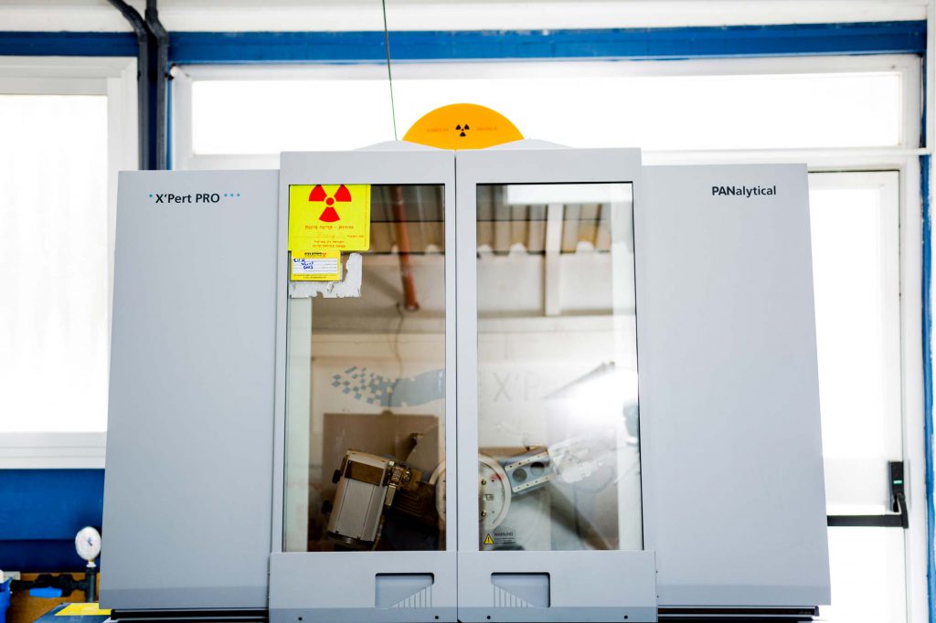 A PANalytical X"Pert Pro X-ray diffractometer